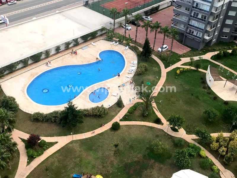 clup bahçeşehir 255 M2 4+1 satılık daire