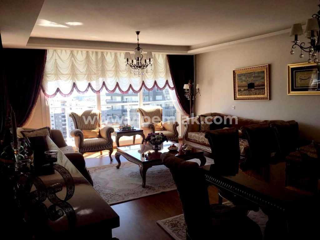 clup bahçeşehir  255 M2 4+1 satılık daire