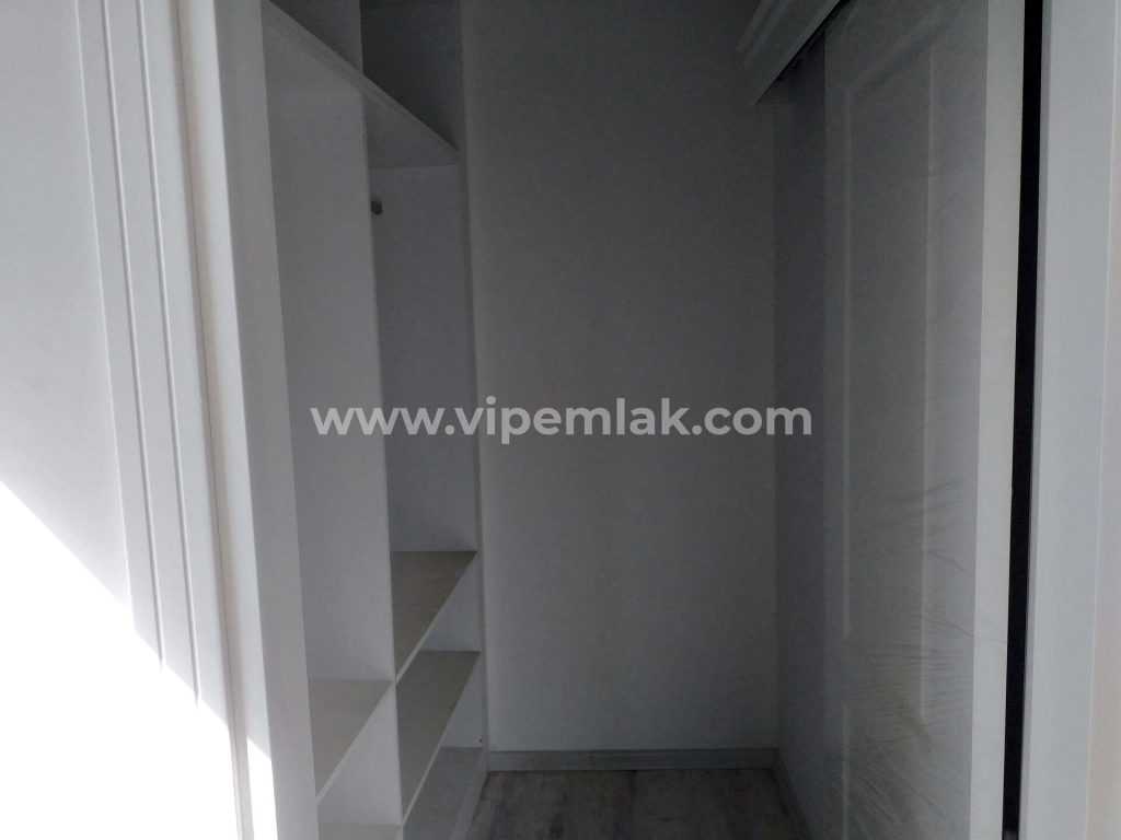 MERSİN TÖMÜK ASİS MARMARİS SİTESİ 2+1 HAVUZ CEPHELİ SATILIK DAİRE