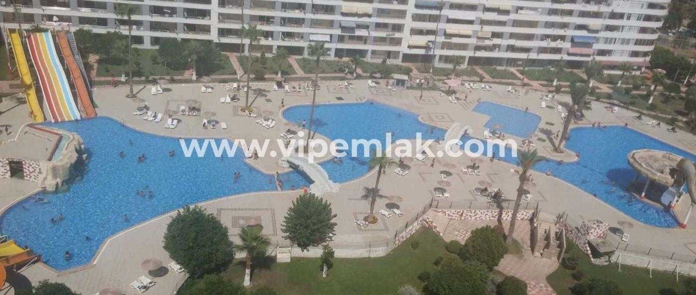 TATİLCİLERİN ADRESİ TÖMÜK DOĞAN AQUAPARK SİTESİ