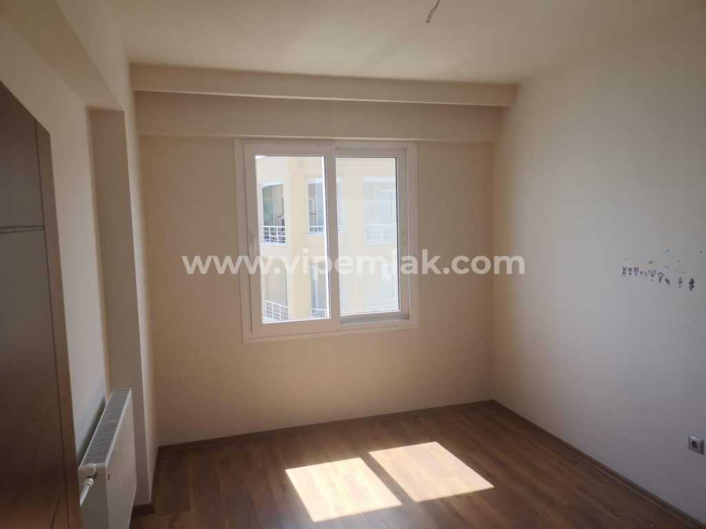 ERDEMLİ’NİN GÖZDESİ ALATAPARK SİTESİNDE MUHTEŞEM DENİZ MANZARALI FERAH SATILIK YAZLIK DAİRE