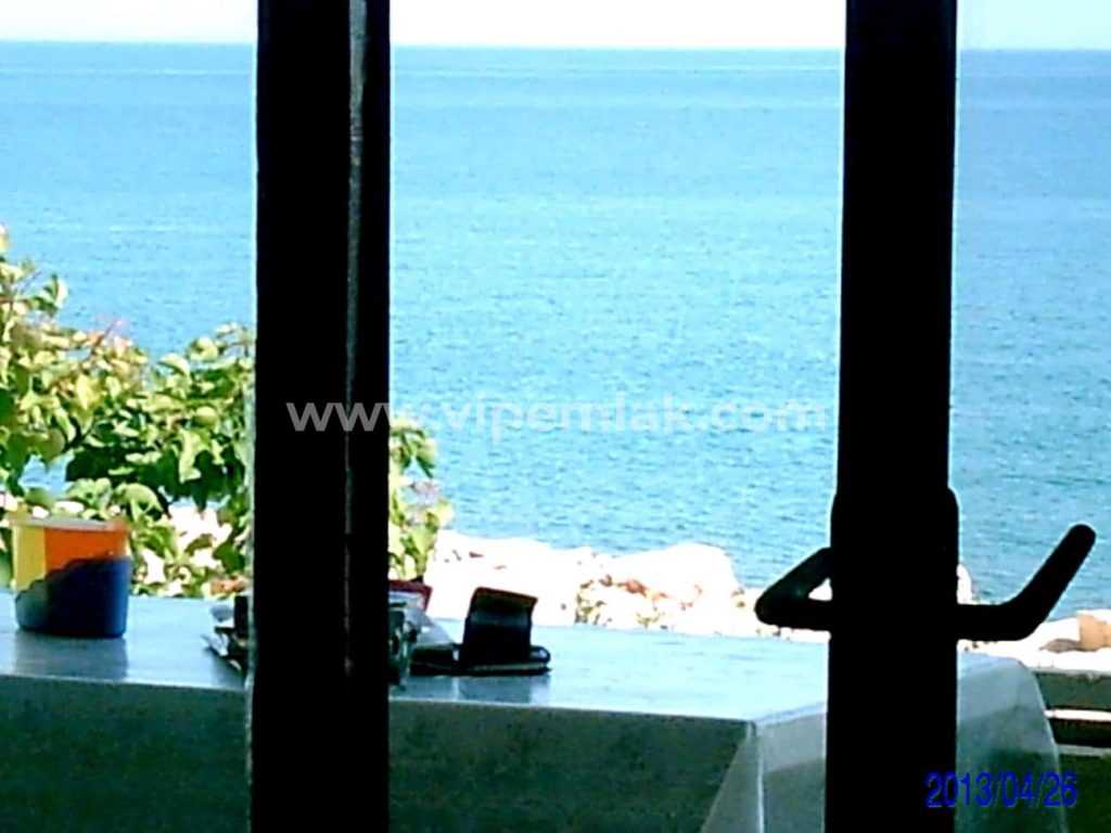 Kumkuyu Denize Sıfır Eşyalı Satılık 2+1 Kelepir Daire