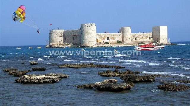 MERSİN�DE TATİL EVLERİ VİPGAYRİMENKUL