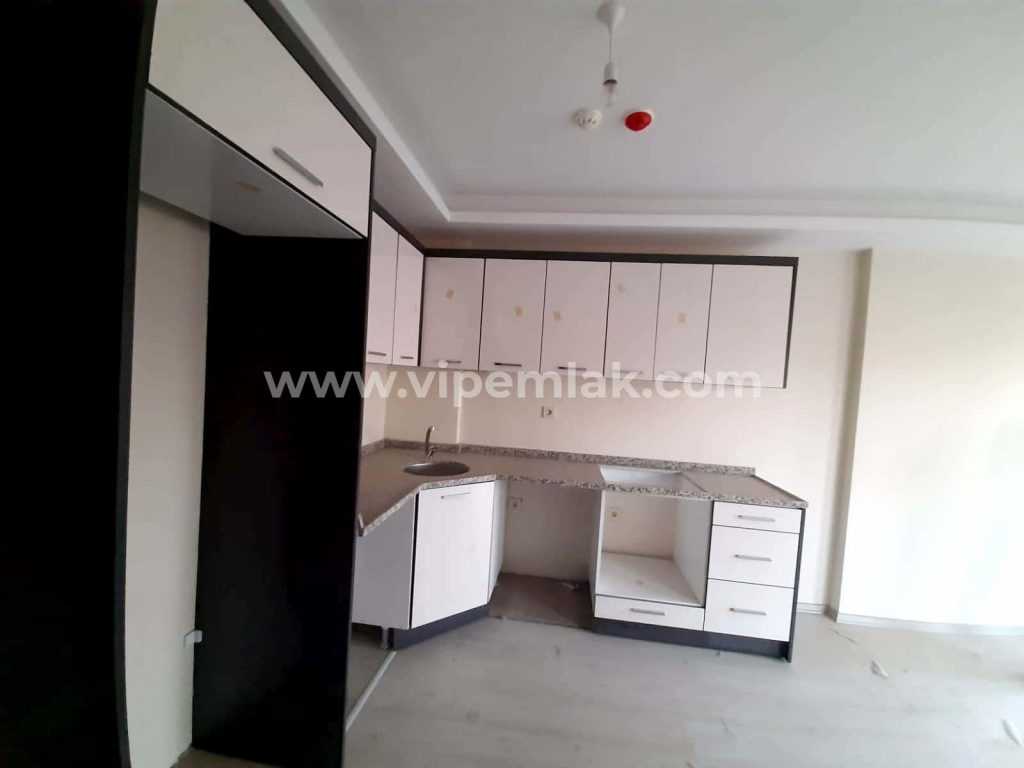 MERSİN TÖMÜK 1+1 HAVUZLU SİTEDE SATILIK DAİRE
