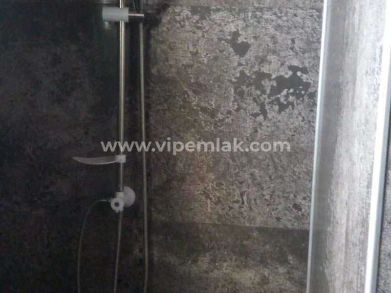 ESENKENT SİTESİNDE İÇİ YENİLENMİŞ COUNTRY VİLLA