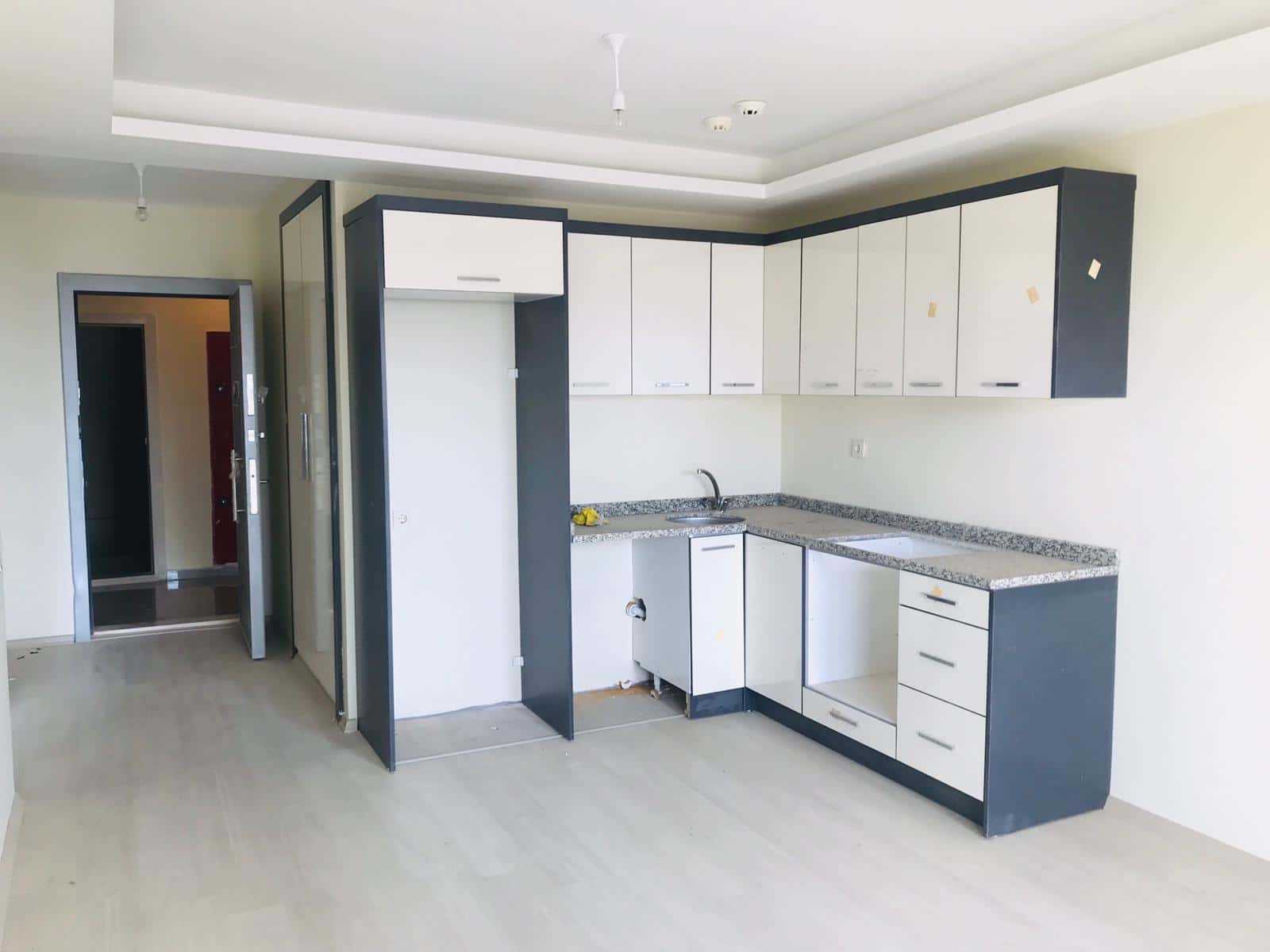 TÖMÜK�TE KELEPİR FİYATTA YÜKSEK KATTA SATILIK YAZLIK DAİRE VİPGAYRİMENKUL