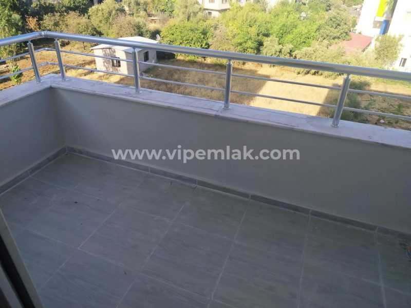 ERDEMLİ ALATA MAHALLESİNDE GENİŞ KULLANIŞLI 2+1 SATILIK DAİRE