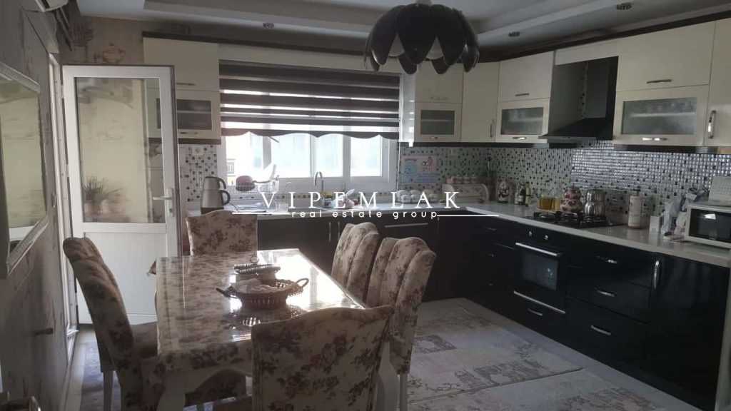 ERDEMLİ MERKEZDE FULL YAPILI BAĞIMSIZ MUTFAK ACİL SATILIK 3+1 DAİRE