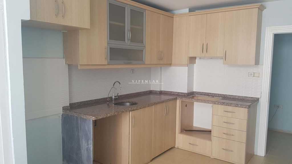 ERDEMLİ MERKEZDE 3+1 BAĞIMSIZ MUTFAK ACİL SATILIK UYGUN FİYATLI DAİRE