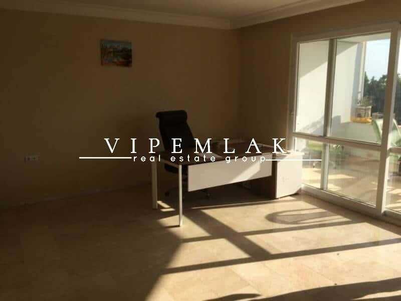 KALE SİTESİNDE KAÇIRILMAYACAK FIRSAT 4+1 SATILIK VİLLA