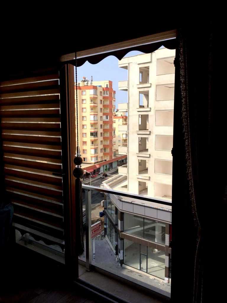 MERSİN ERDEMLİ MERKEZ MAH. 2+1 SATILIK DAİRE