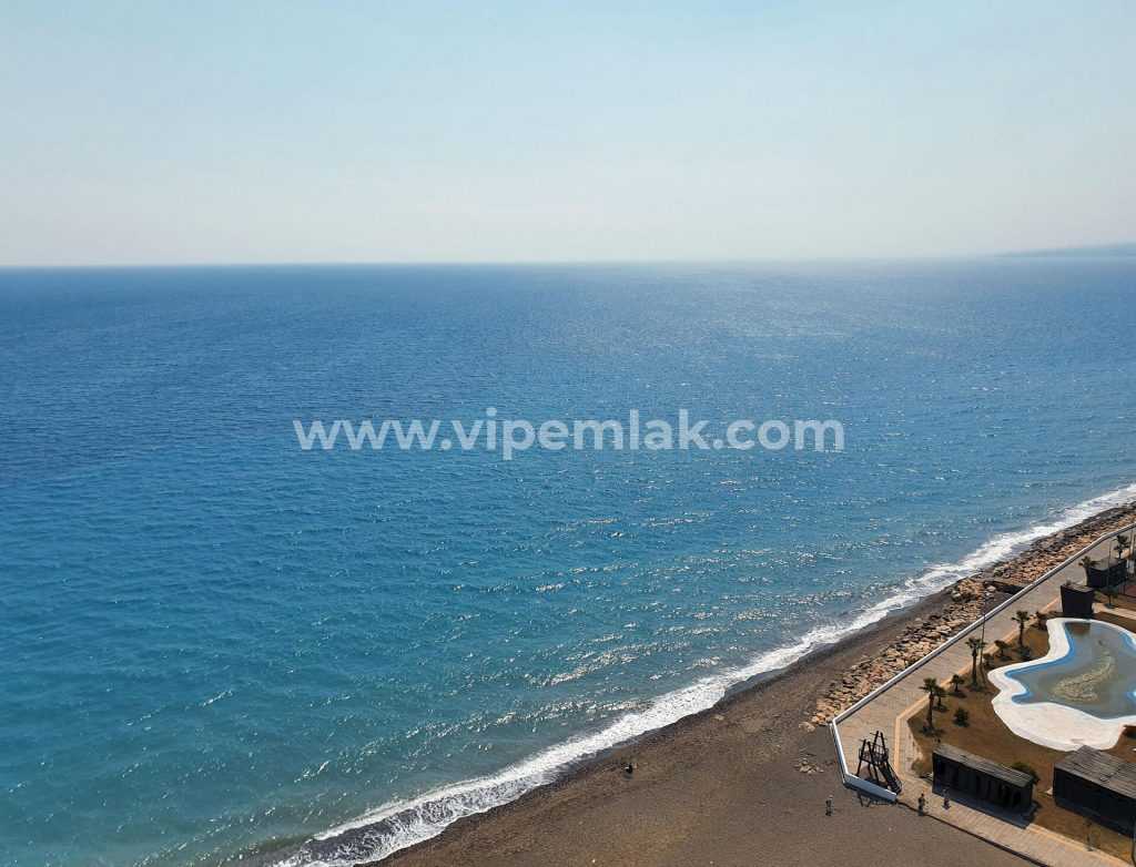 ERDEMLİ ALATA PARK SİTESİNDE DENİZE SIFIR YÜKSEK KAT 4+1 DAİRE