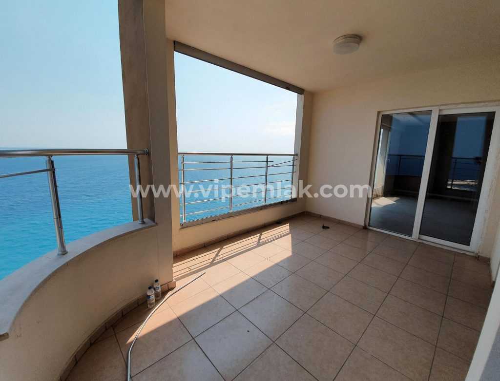 ERDEMLİ ALATA PARK SİTESİNDE DENİZE SIFIR YÜKSEK KAT 4+1 DAİRE