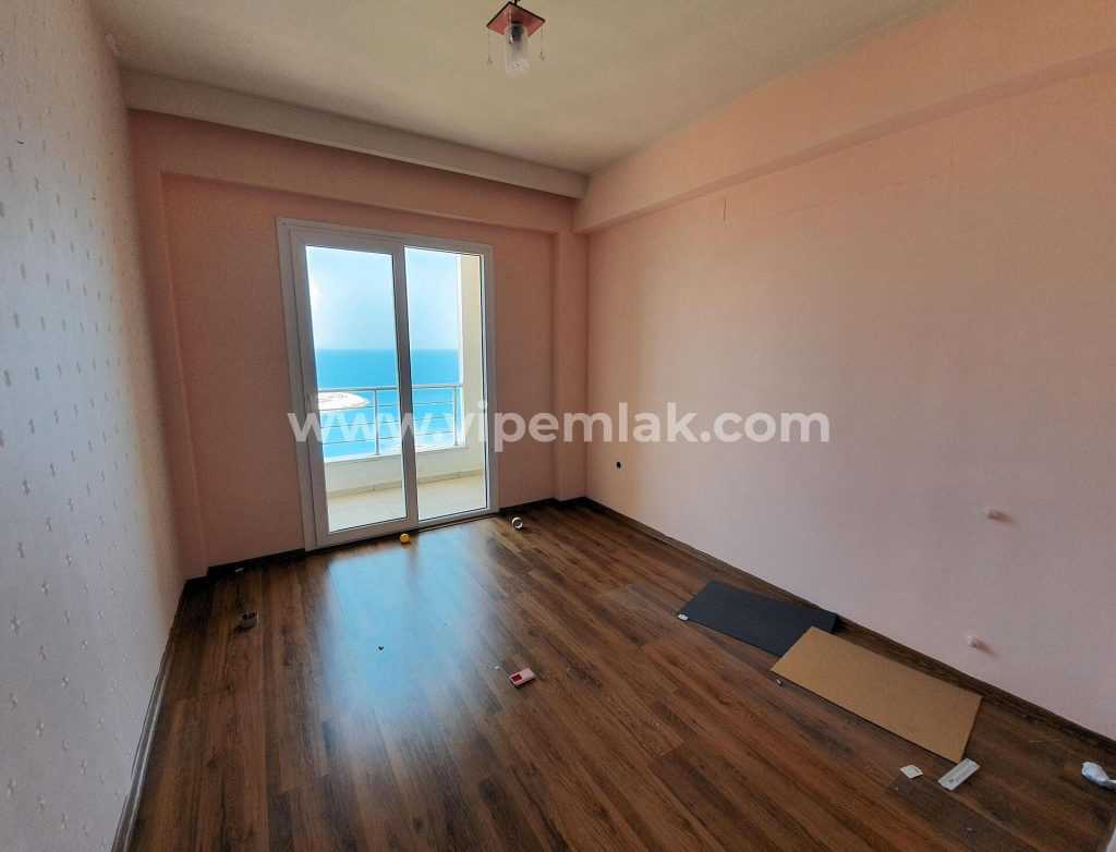 ERDEMLİ ALATA PARK SİTESİNDE DENİZE SIFIR YÜKSEK KAT 4+1 DAİRE