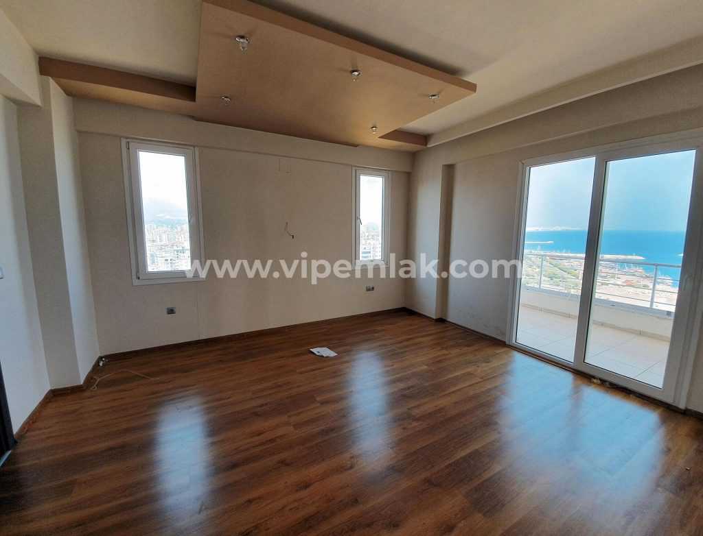 ERDEMLİ ALATA PARK SİTESİNDE DENİZE SIFIR YÜKSEK KAT 4+1 DAİRE