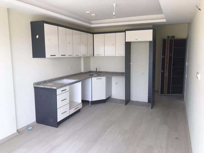 TÖMÜK’TE UYGUN FİYATA 3 CEPHELİ SATILIK YAZLIK DAİRE
