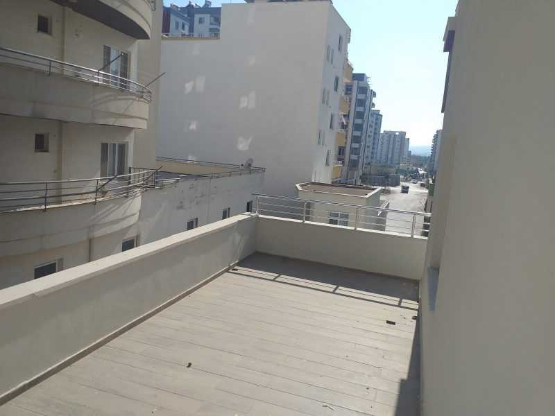 ERDEMLİ HASTANE CADDESİNDE SIFIR 2+1 EŞYASIZ SATILIK DAİRE