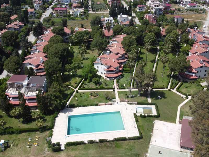 KARGIPINARI SÖRF SİTESİNDE 4+1 SATILIK KELEPİR VİLLA