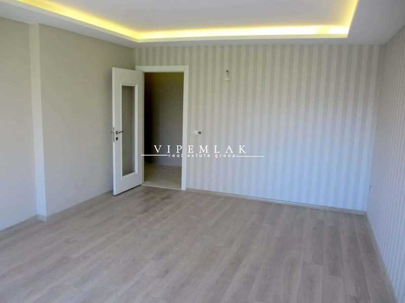 MERSİN ERDEMLİ MERKEZ 4+1 200 M2 KİRALIK DAİRE