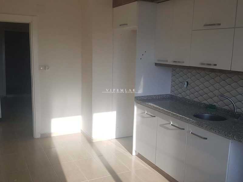 ERDEMLİ YAYLA YOLUN DA 3+1 BAĞIMSIZ MUTFAK ACİL SATILIK DAİRE