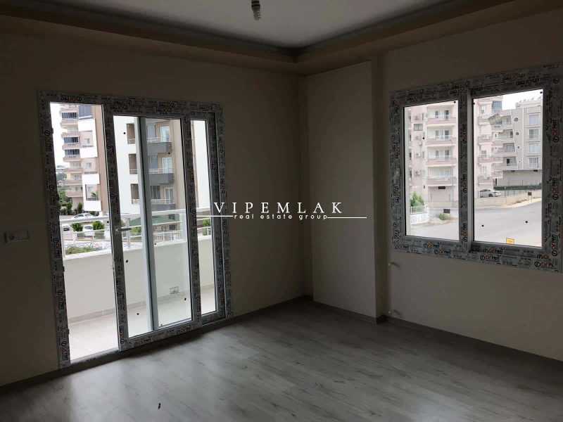 ALATA MAHALLESİNDE SATILIK DAİRE