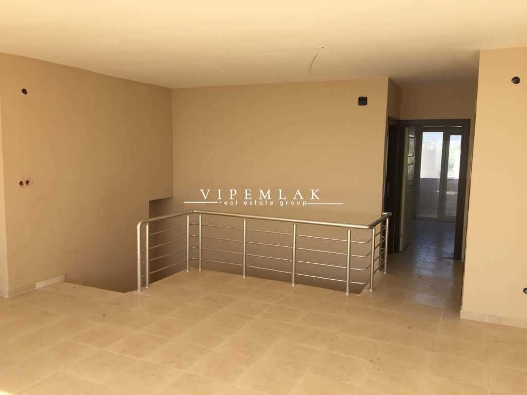 TÖMÜK KİLİKYA EVLERİ DENİZE SIFIR TERAS DUBLEX 5+1 SATILIK DAİRE