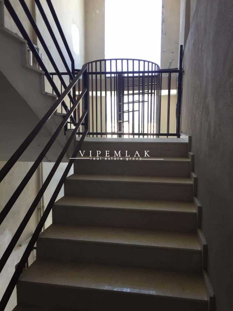 TÖMÜK KİLİKYA EVLERİ DENİZE SIFIR TERAS DUBLEX 5+1 SATILIK DAİRE