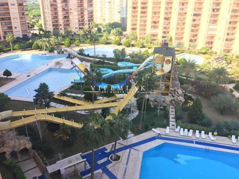 ÇEŞMELİ LİPARİS 3 SİTESİ EŞYALI SATILIK 3+1 UYGUN FİYATLI DAİRE