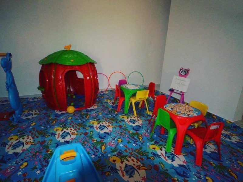 ERDEMLİ ALATA ATA KONUTLARINDA HAVUZLU 4+1 SATILIK DAİRE