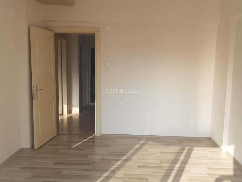 ERDEMLİ MERKEZ 2+1 EŞYASIZ KİRALIK DAİRE