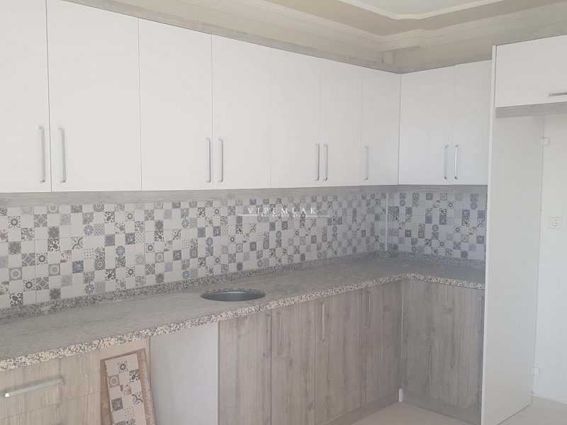 ERDEMLİ CARREFOURSA KARŞISI ALATA APARTMANI ACİL SATILIK 3+1 SIFIR DAİRE