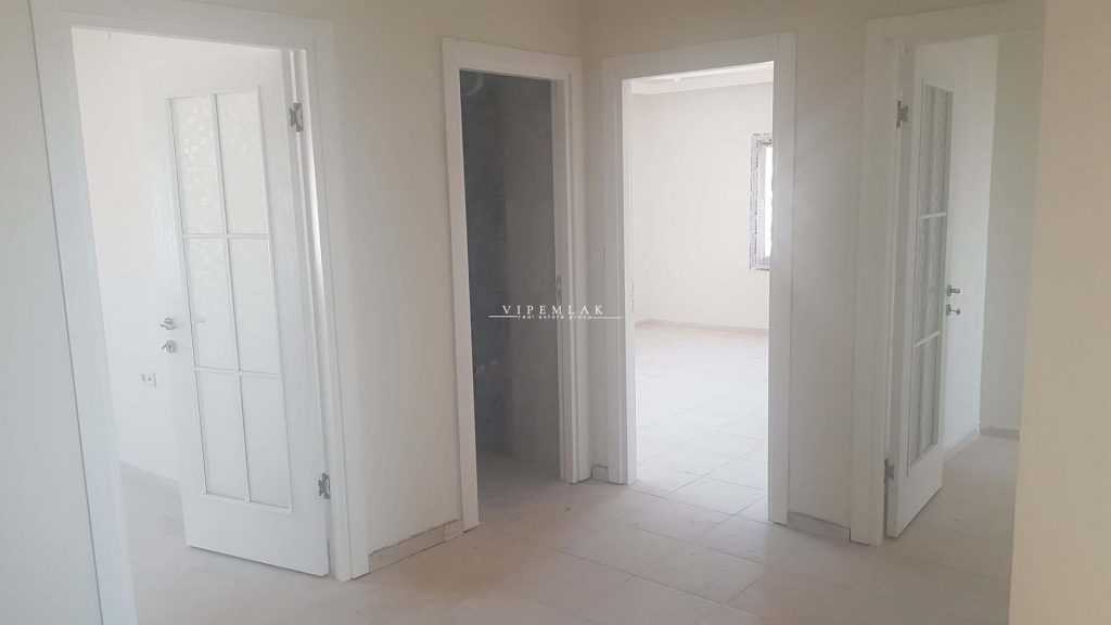 ERDEMLİ CARREFOURSA KARŞISI ALATA APARTMANI ACİL SATILIK 3+1 SIFIR DAİRE