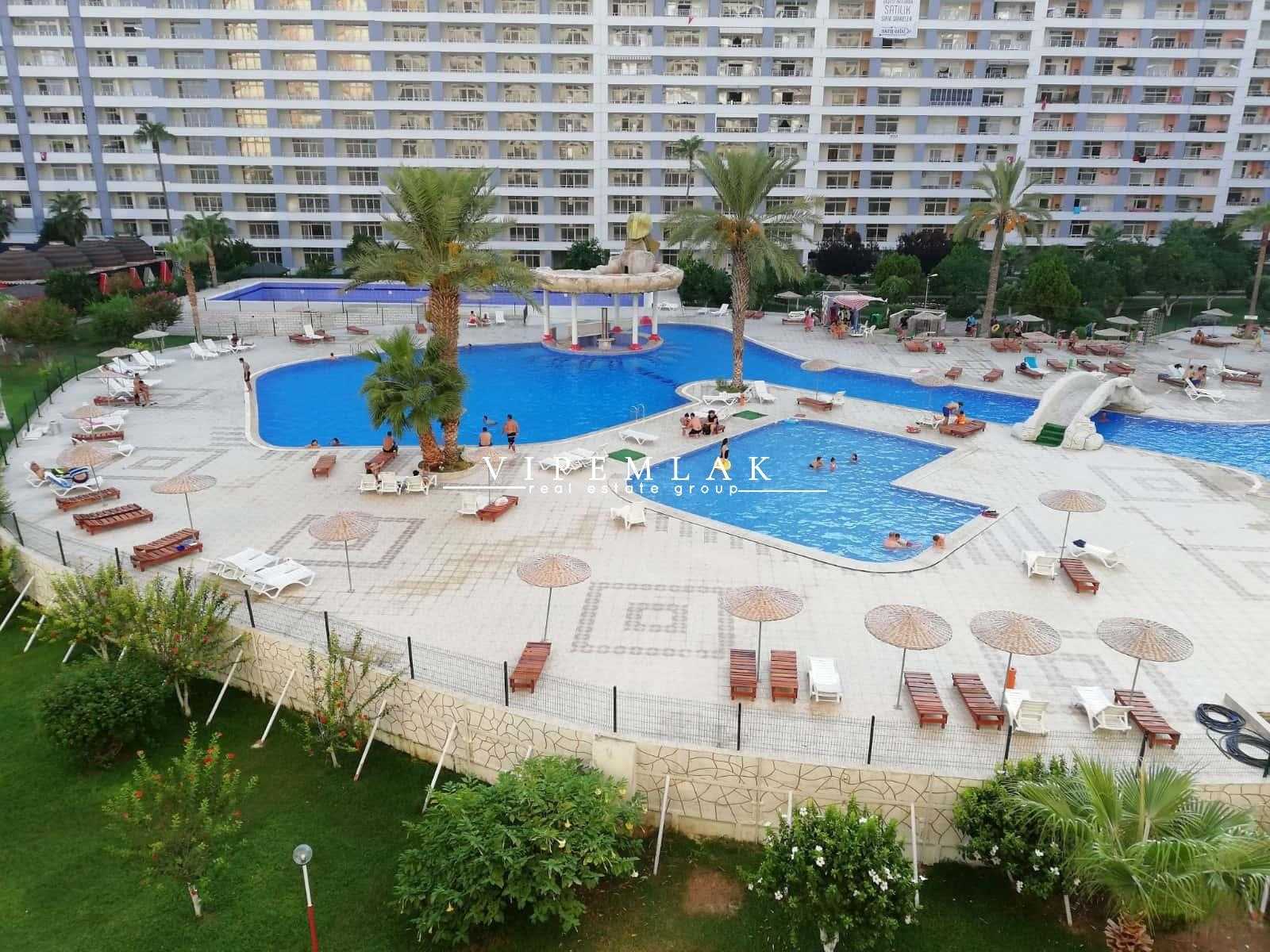 TÖMÜK DOĞAN AQUAPARK SİTESİ EŞYALI SATILIK 2+1 YAZLIK DAİRE