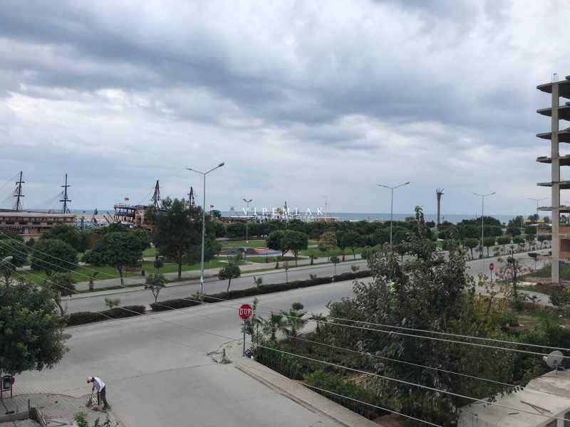 erdemli alata mahallesinde sahil yolunda 2+1 satılık daire