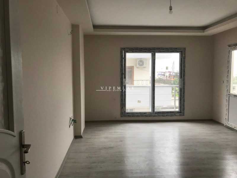 erdemli alata mahallesinde sahil yolunda 2+1 satılık daire
