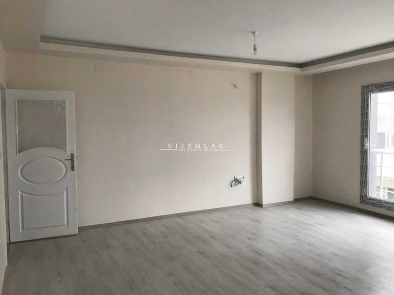 erdemli alata mahallesinde sahil yolunda 2+1 satılık daire