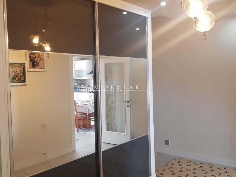 ERDEMLİ MERKEZ TAPU CİVARI 4+1 SATILIK ULTRA LÜKS DAİRE