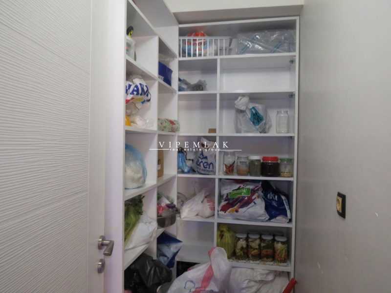 Erdemli Alata Merin Tur 3 Sitesinde Deniz Manzaralı 4+1 Bağımsız Mutfak Satılık Daire