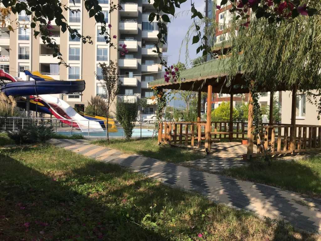 mezitli tece kybele court sitesinde 2+1 satılık daire