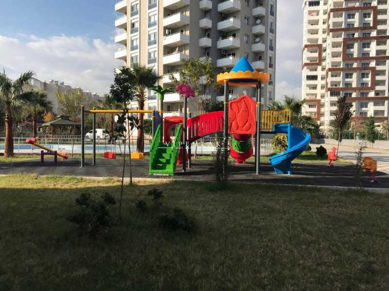 mezitli tece kybele court sitesinde 2+1 satılık daire