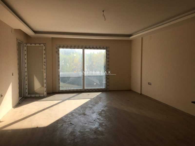 mezitli tece kybele court sitesinde 2+1 satılık daire