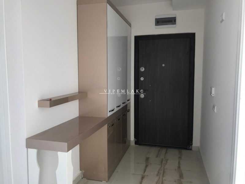 mezitli tece akşahin sitesinde havuzlu 2+1 satılık lüks daire