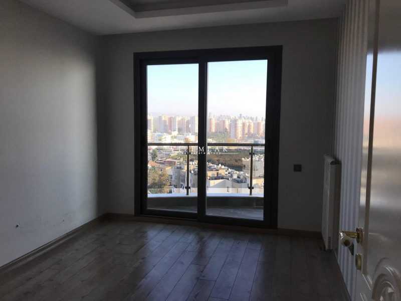 DAVULTEPE’ DE TURKUAZ ATLANTİS SİTESİNDE LEBİDERYA 4+1 SATILIK LÜKS DAİRE
