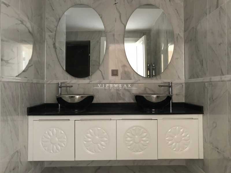 DAVULTEPE’ DE TURKUAZ ATLANTİS SİTESİNDE LEBİDERYA 4+1 SATILIK LÜKS DAİRE