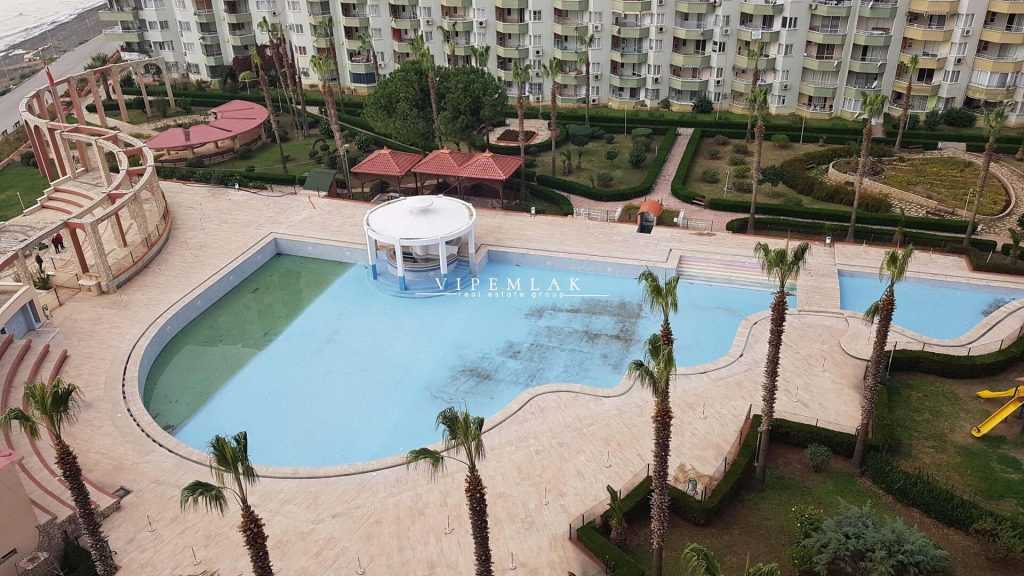 TÖMÜK ZİYA ERDEN SİTESİ DENİZE SIFIR FUL EŞYALI 3+1 SATILIK DAİRE