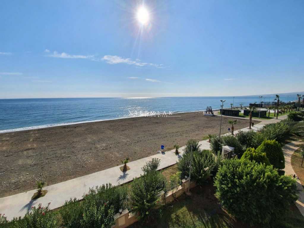 ERDEMLİ ALATAPARK SİTESİNDE FULL EŞYALI DENİZE SIFIR 4+1 ULTRA LÜKS SATILIK DAİRE