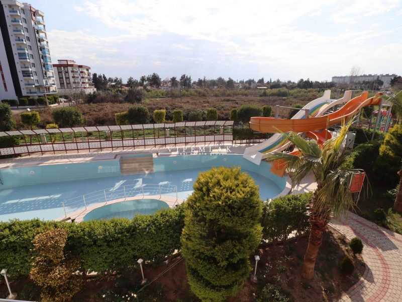 Erdemli Kargıpınarı Heaven Courts Sitesinde 3 Cepheli 2+1 Satılık Daire