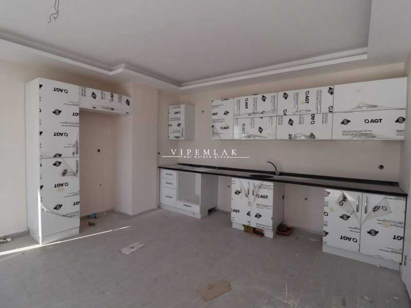 Erdemli Alata Mahallesinde 3 Cepheli 2+1 Satılık Daire