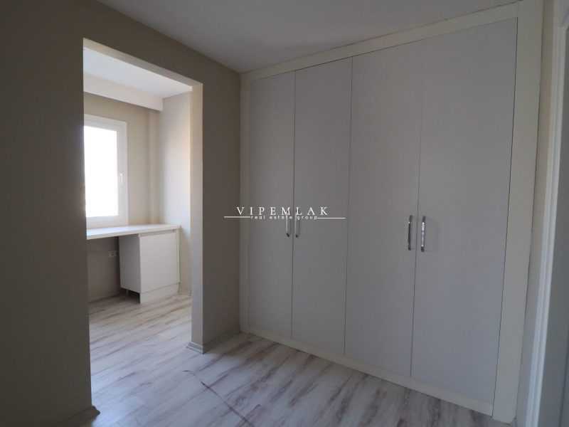 Erdemli Bulvar Yeşilyurt Sitesinde 5+1 Satılık Lüks Daire