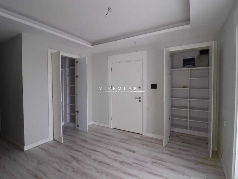 Erdemli Bulvar Yeşilyurt Sitesinde 5+1 Satılık Lüks Daire